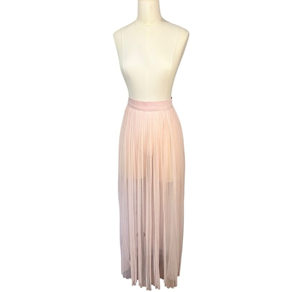 H&M Loves Coachella Pleated Pink Skirt - Picture 2 of 5